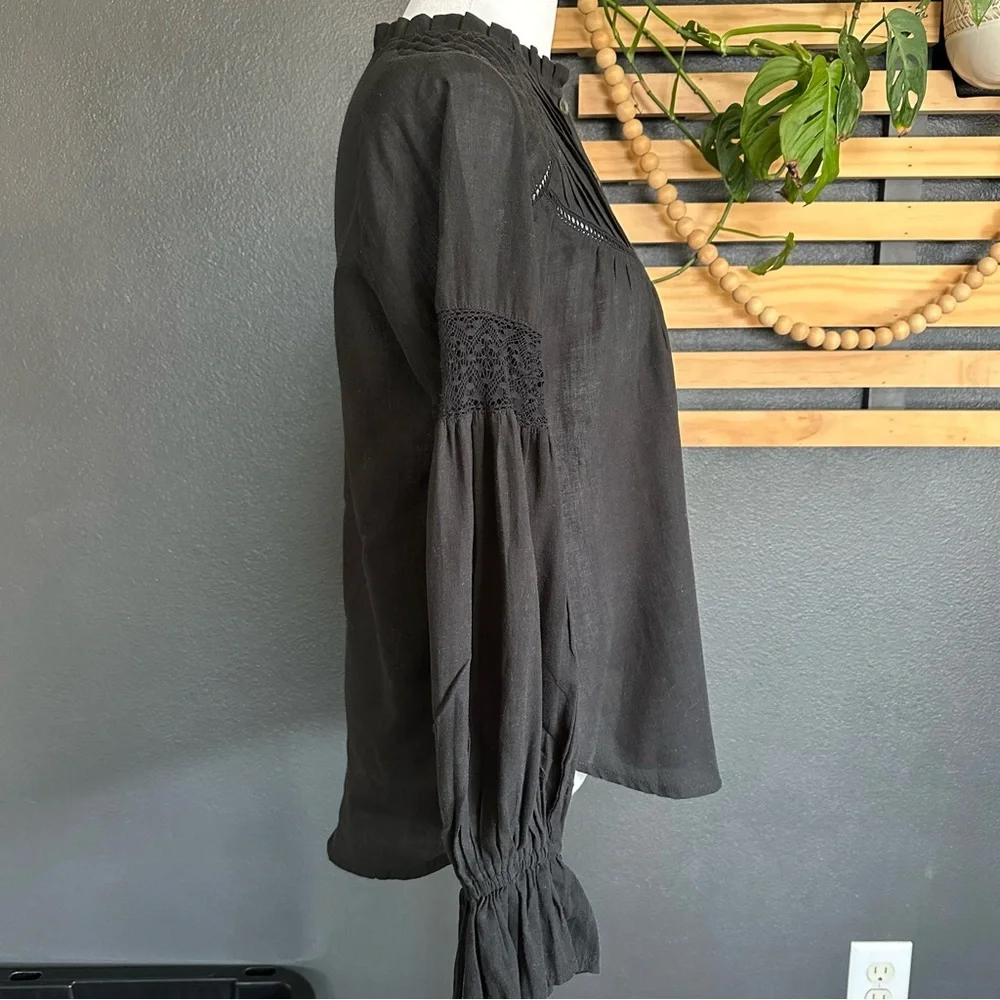 Anthropologie KIVARI Black Boho Lace Pintuck Blouse Size XS - Picture 4 of 6